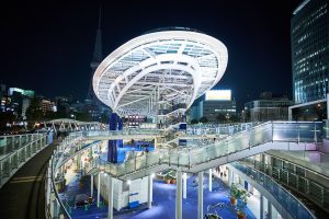 夜のオアシス21